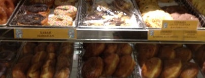 Mr. Donut is one of Tempat yang Disimpan Spiridoula.