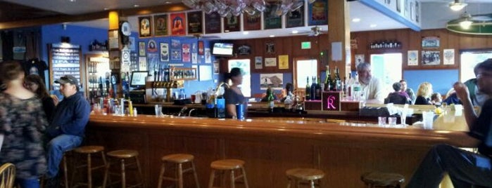 Six Rivers Brewery is one of Posti che sono piaciuti a Debra.
