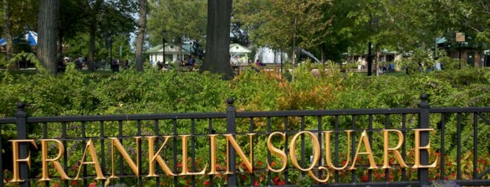 Franklin Square is one of I <3 Philly.