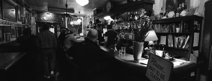 Arnold's Bar & Grill is one of Must see spots in Cincinnati #visitUS #4sqCities.