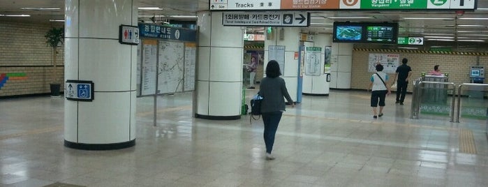 シンダン駅 is one of Frecuentes.