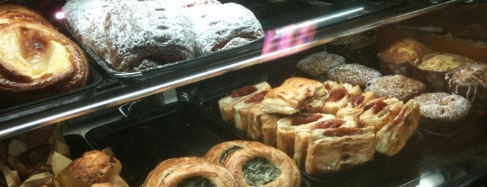 Porto's Bakery & Cafe is one of Eat, Drink and be Merry.