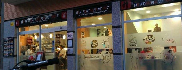 Bar 007 is one of สถานที่ที่ Lidia ถูกใจ.