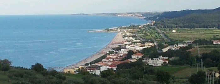 Fossacesia is one of Costa dei Trabocchi.