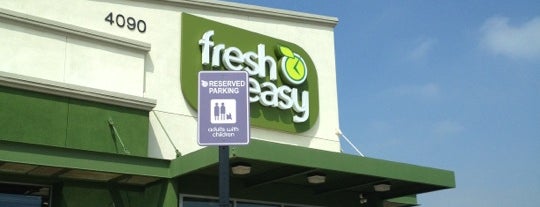 Fresh & Easy Neighborhood Market is one of DMM Shopping.