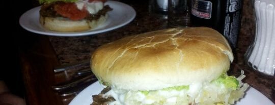 Fuente Alemana is one of Sandwich de Hoy & Siempre.