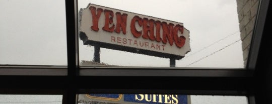 Yen Ching Restaurant is one of Orte, die Dana gefallen.