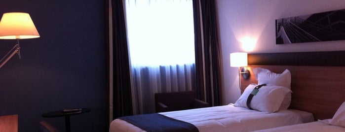 Holiday Inn Mulhouse is one of สถานที่ที่ Mehmet ถูกใจ.