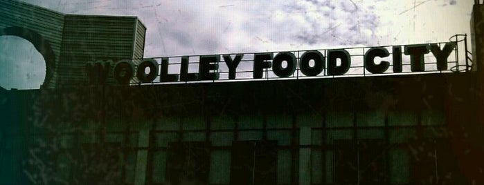 Woolley Food City is one of 霹靂 Perak.