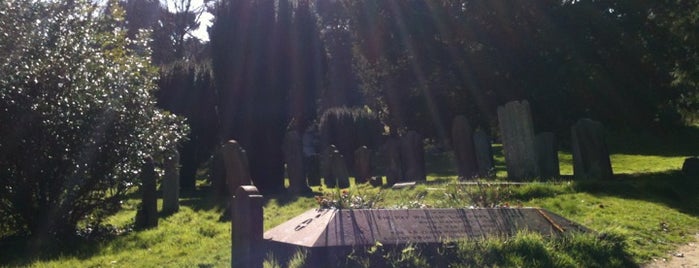 Woodbury Park Cemetery is one of Tunbridge Wells Parks.