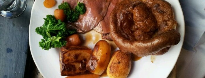 The Crooked Well is one of Sunday Roast in London.