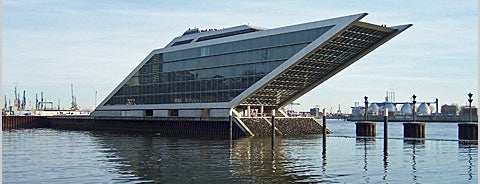 Dockland is one of Das Tor zur Welt.