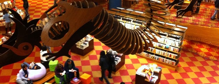 Livraria Cultura is one of lugares.