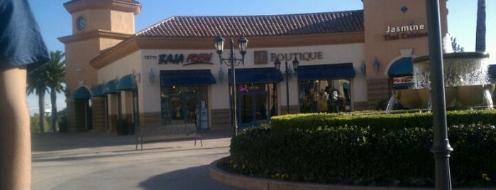 Baja Fresh is one of สถานที่ที่ Samuel ถูกใจ.