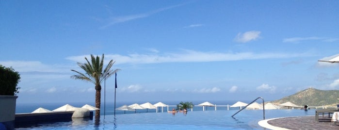 Sky Pool is one of Los cabos.