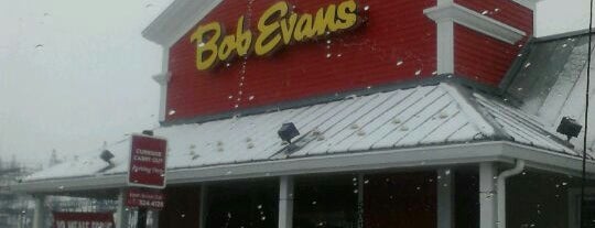 Bob Evans Restaurant is one of สถานที่ที่ Steve ถูกใจ.