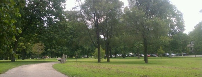 Washington Park is one of Tempat yang Disukai Andre.