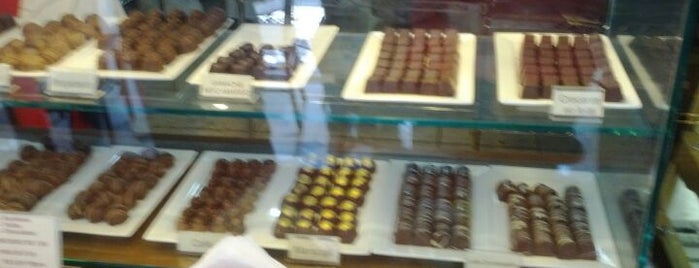 Studio do Chocolate is one of Tempat yang Disukai Marlos.