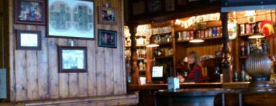 Milltom Irish Pub is one of Josh™ ↙ : понравившиеся места.