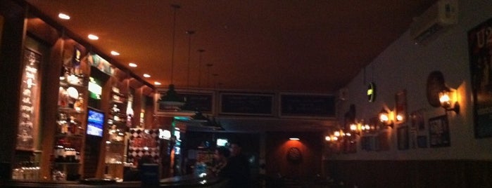 Mulligan Irish Pub is one of Top: Cervejarias.