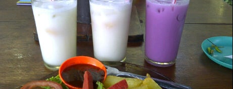 Cisangkuy Yoghurt is one of Tempat makan favorit.