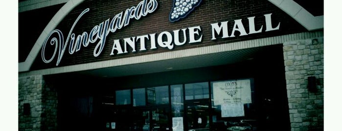 Vineyards Antique Mall is one of DFW Record Stores.