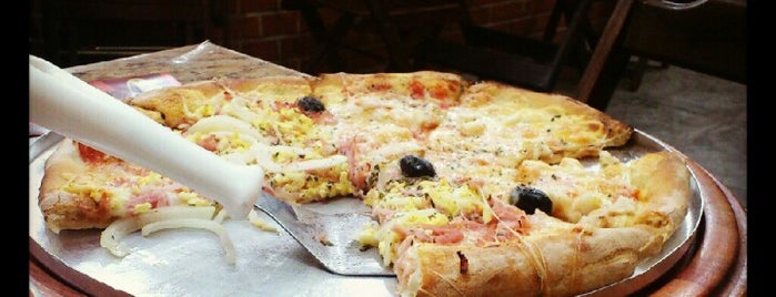 O SegreTo da Pizza is one of Lugares favoritos de Raquel.