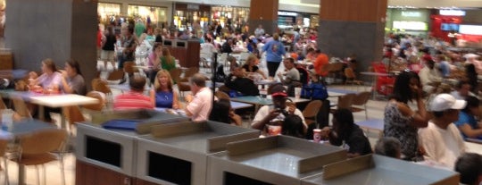 Food Court At Opry Mills is one of Posti che sono piaciuti a Colin.