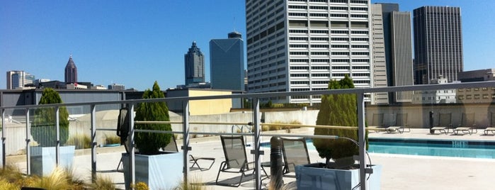 Castleberry Point Lofts is one of Aubrey Ramon'un Beğendiği Mekanlar.