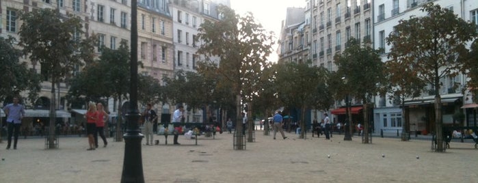 Place Dauphine is one of Paris Places To Visit.