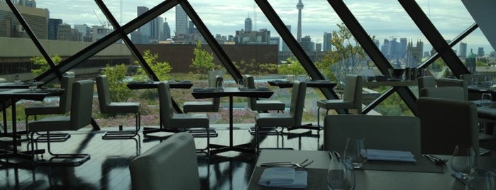 c5 Restaurant // Lounge is one of Toronto Dinners with a View.