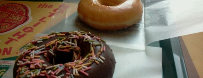 クリスピー・クリーム・ドーナツ たまプラーザ テラス店 is one of Krispy Kreme Doughnuts.
