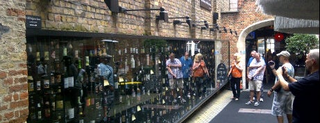 2be - The Beer Wall is one of Special Belgium Beer Bars.