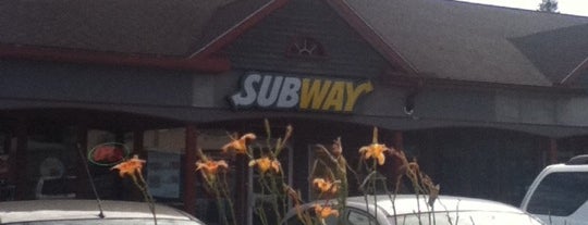 SUBWAY is one of Michaelさんのお気に入りスポット.