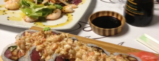 Arrecife Fish & Sushi Bistro is one of Locais curtidos por Marielen.