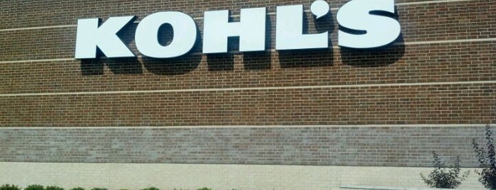 Kohl's is one of Lugares favoritos de Lizzie.