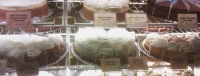 The Cheesecake Factory is one of Posti che sono piaciuti a Jaqueline.