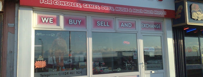 Lee's Games is one of Best Retrogaming Shops.