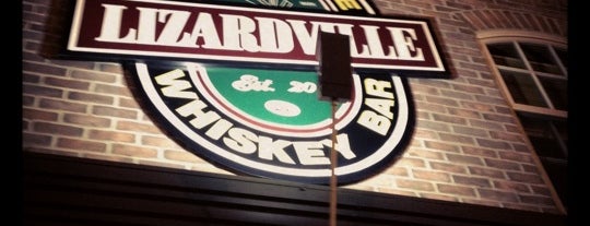 Lizardville Beer Store & Whiskey Bar is one of สถานที่ที่ Alyssa ถูกใจ.