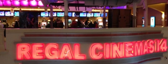 Regal Gallery Place & 4DX is one of Go Watch A Movie.