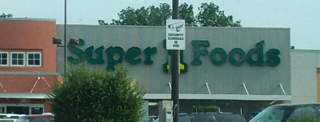 Super 1 Foods is one of สถานที่ที่ Lauren ถูกใจ.