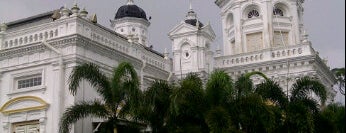 Masjid Sultan Abu Bakar is one of Masjid Negara, Negeri & Wilayah Persekutuan.