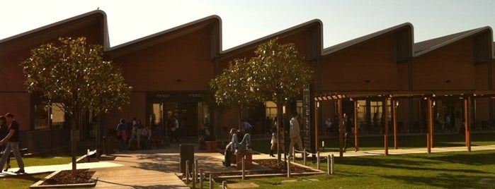 The Mall Luxury Outlet is one of Tuscany Outlet.