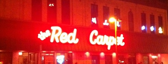 Red Carpet Nightclub is one of สถานที่ที่ Michael ถูกใจ.