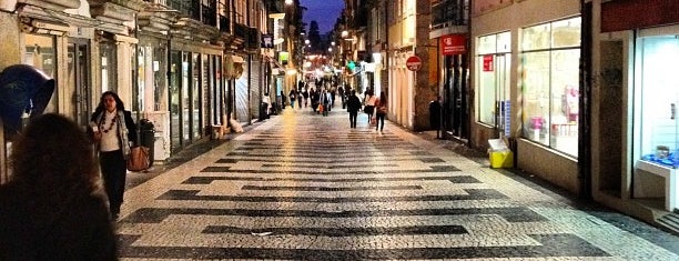 Rua de Cedofeita is one of Shopping in Oporto.