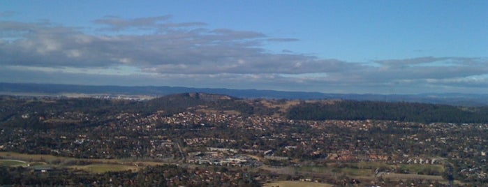 Mount Taylor is one of Canberra's Outdoor Running, Walking, Riding Trails.