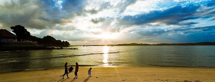 Changi Beach Park is one of Must-visit Great Outdoors in Singapore.
