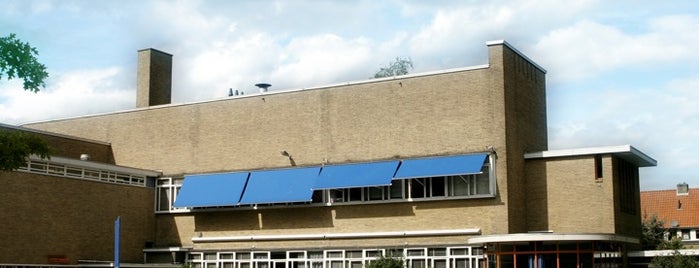 Lorentzschool is one of De scholen van Dudok.