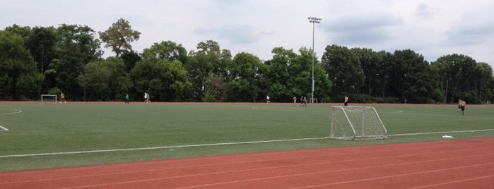 Schenley Park Oval is one of Jonathanさんのお気に入りスポット.