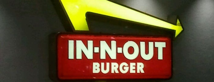 In-N-Out Burger is one of Emilio'nun Beğendiği Mekanlar.